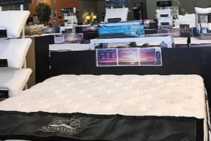 Best Mattress Stores in El Paso Near You [Deals] | Organic & Natural Mattress Buyer’s Guide: Non-Toxic Sleep Solutions